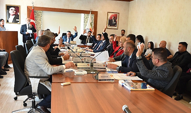 Mahallî seçimlerin akabinde birinci meclis toplandı