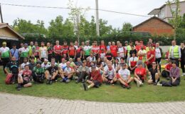 Bisiklet tutkunları 19 Mayıs için pedalladı
