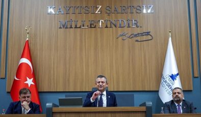 CHP Genel Başkanı Özel’den başkanlar zirvesi