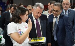 İzmir’de Robotik Kodlama Şenliği